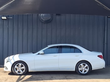 Used Mercedes-Benz E Class 2016 for sale - 79087135: Photo