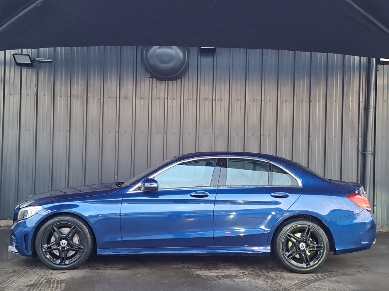 Used Mercedes-Benz C Class 2018 for sale - 77630435: Photo 4