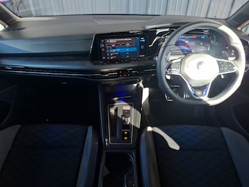 Used Volkswagen Golf 2021 for sale - 78968351: Photo