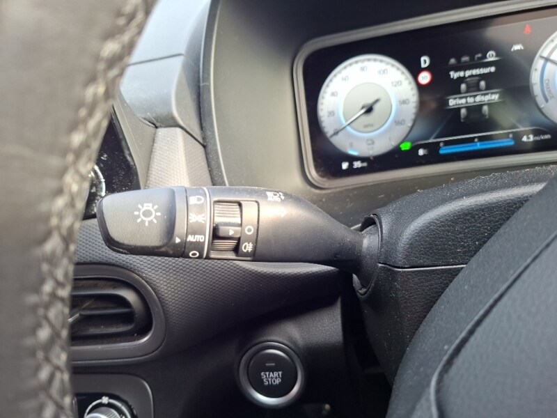 Used Hyundai KONA 2023 for sale - 77580032: Photo 17