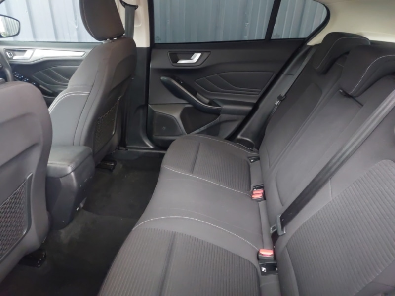 Used Ford Focus 2018 for sale - 76493036: Photo 6