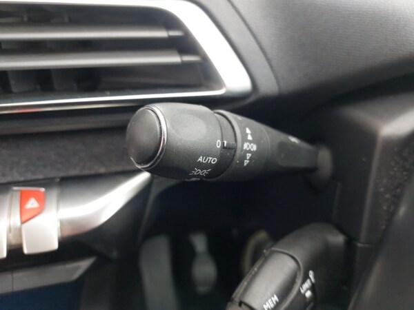 Used Peugeot 3008 2017 for sale - 76289220: Photo 14