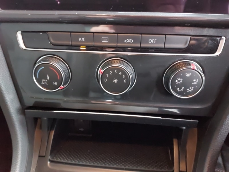 Used Volkswagen Golf 2019 for sale - 77114473: Photo 17