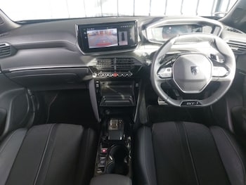 Used Peugeot 2008 2024 for sale - 75934032: Photo