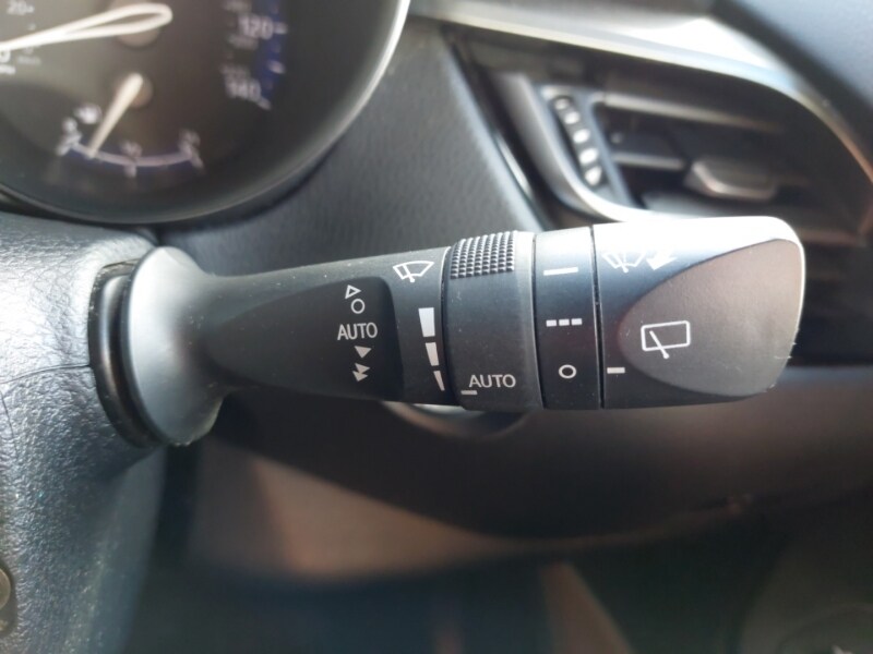 Used Toyota C-HR 2018 for sale - 77209022: Photo 15