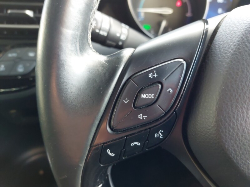 Used Toyota C-HR 2018 for sale - 77209022: Photo 19