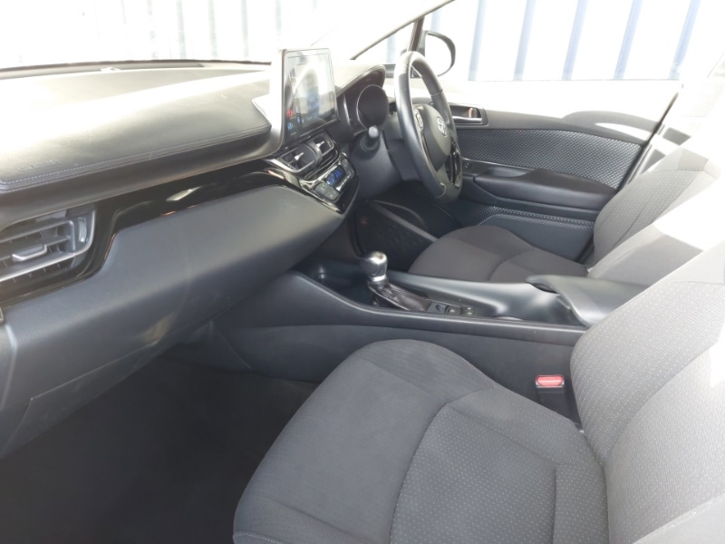 Used Toyota C-HR 2018 for sale - 77209022: Photo 5