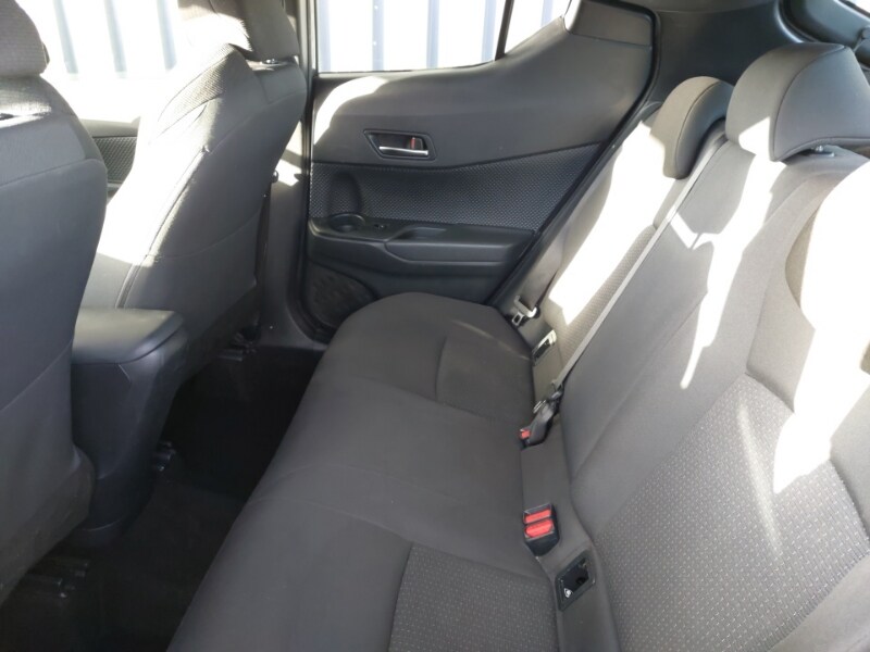 Used Toyota C-HR 2018 for sale - 77209022: Photo 6