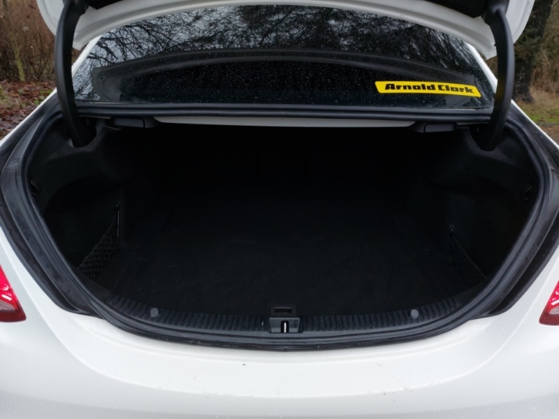 Used Mercedes-Benz C Class 2015 for sale - 76566760: Photo 8