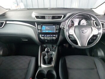 Used Nissan Qashqai 2015 for sale - 75900531: Photo