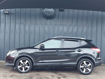 Used Nissan Qashqai 2015 for sale - 75900531: Photo