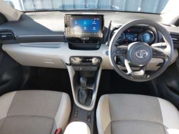 Used Toyota Yaris 2023 for sale - 74068982: Photo