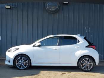 Used Toyota Yaris 2023 for sale - 74068982: Photo