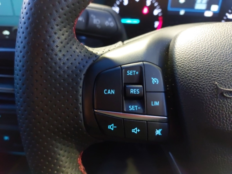 Used Ford Focus 2023 for sale - 77085712: Photo 14