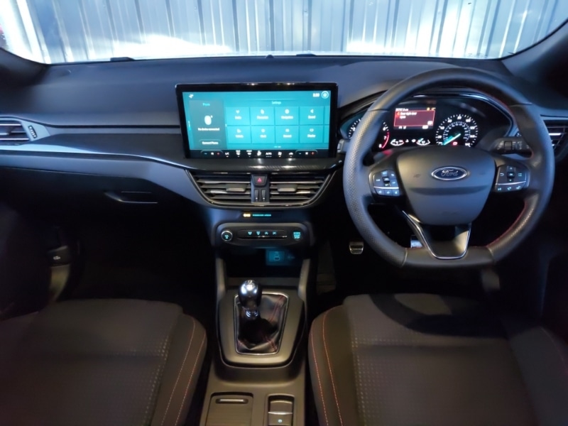 Used Ford Focus 2023 for sale - 77085712: Photo 2