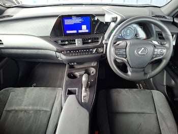 Used Lexus UX 2024 for sale - 79489378: Photo