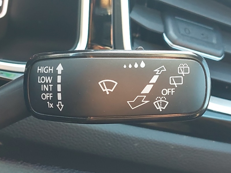 Used Volkswagen T-Roc 2023 for sale - 77197654: Photo 12