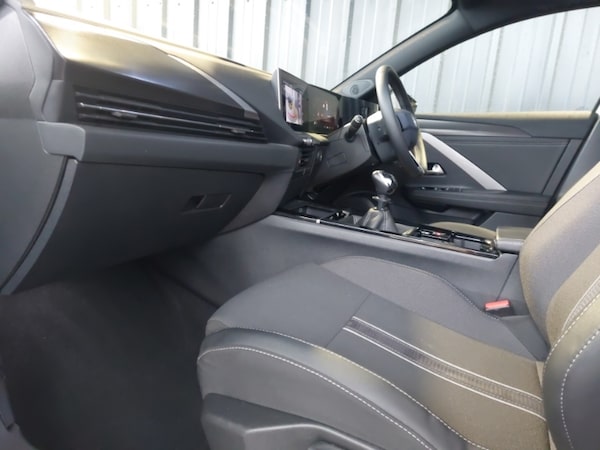 Used Vauxhall Astra 2024 for sale - 76331574: Photo 5