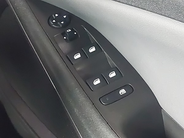 Used Vauxhall Crossland X 2019 for sale - 76254756: Photo 10