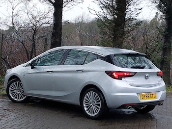 Used Vauxhall Astra 2018 for sale - 77183776: Photo