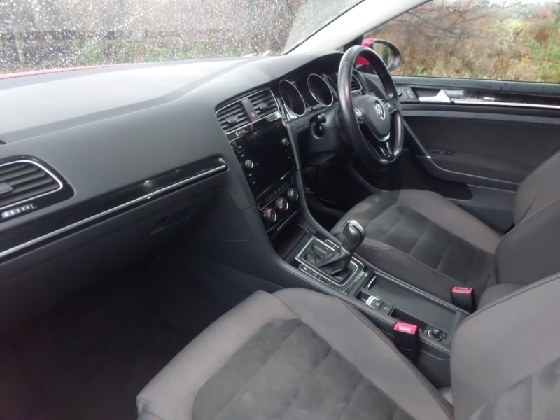 Used Volkswagen Golf 2018 for sale - 77389332: Photo 5