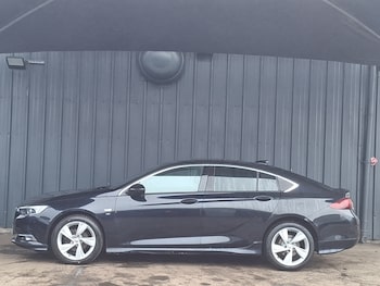 Used Vauxhall Insignia 2018 for sale - 78342442: Photo