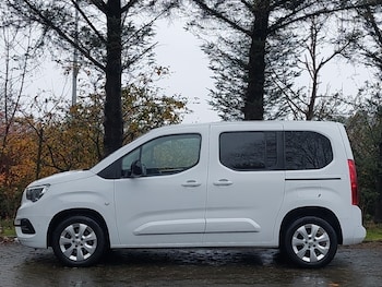 Used Vauxhall Combo Life 2022 for sale - 76543176: Photo