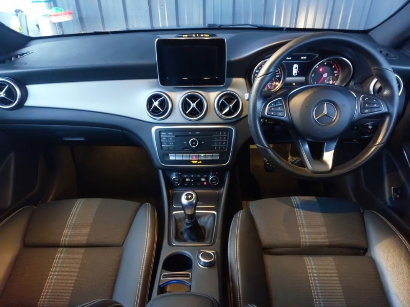 Used Mercedes-Benz CLA 2017 for sale - 76414554: Photo 2