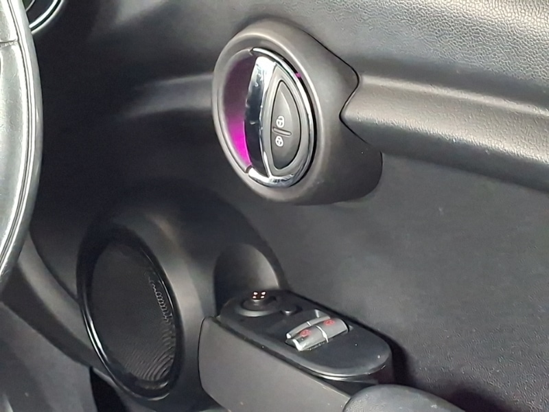 Used MINI Hatch 2018 for sale - 77922028: Photo 11