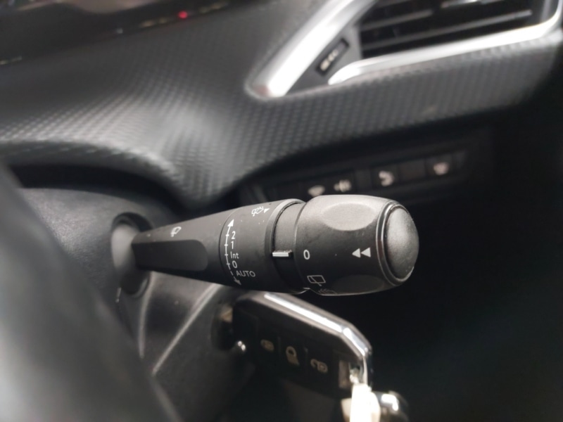 Used Peugeot 2008 2019 for sale - 76795107: Photo 16