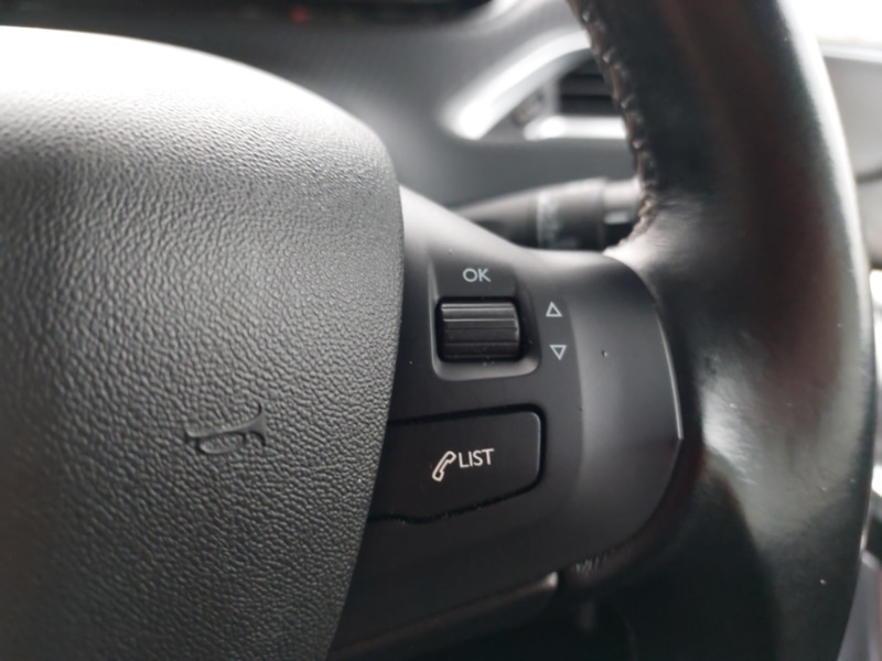 Used Peugeot 2008 2019 for sale - 76795107: Photo 18