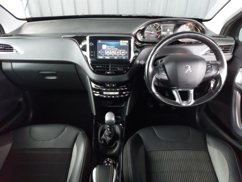 Used Peugeot 2008 2019 for sale - 76795107: Photo 2