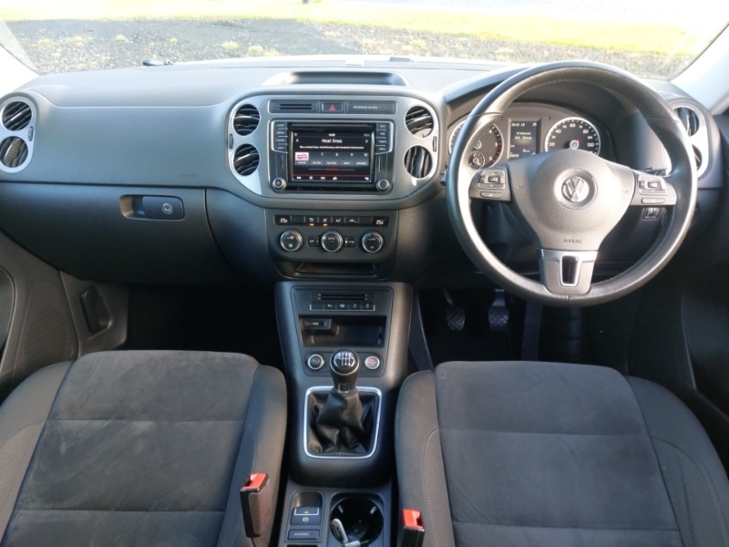 Used Volkswagen Tiguan 2016 for sale - 76860610: Photo 2