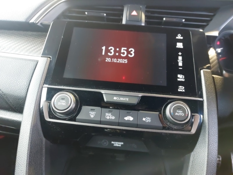 Used Honda Civic 2019 for sale - 76325736: Photo 11
