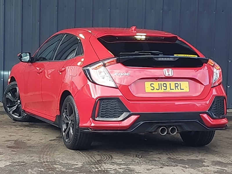 Used Honda Civic 2019 for sale - 76325736: Photo 3