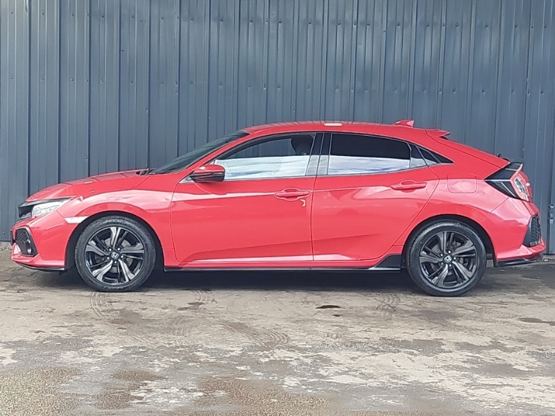Used Honda Civic 2019 for sale - 76325736: Photo 4