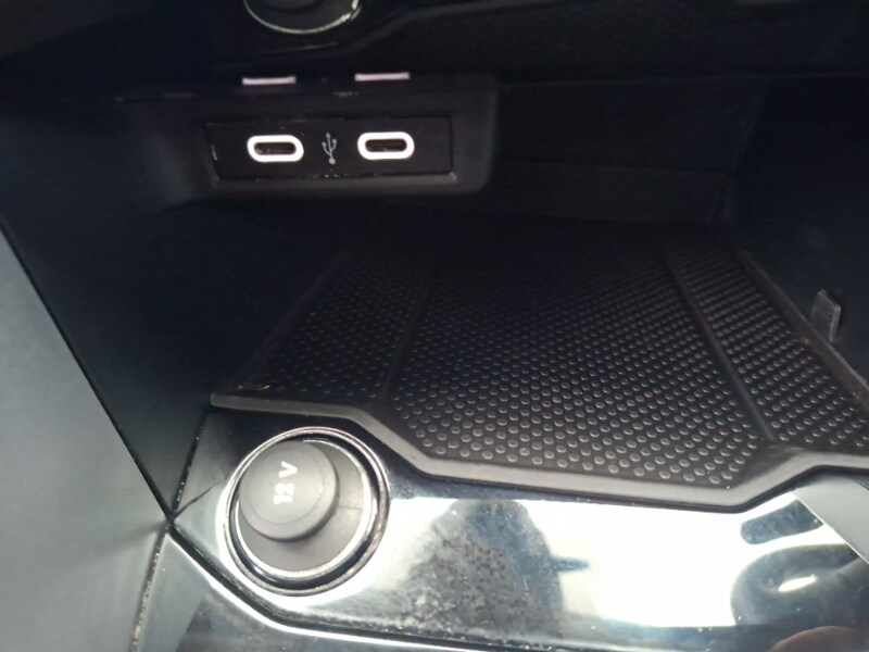 Used Volkswagen T-Roc 2022 for sale - 77761090: Photo 17