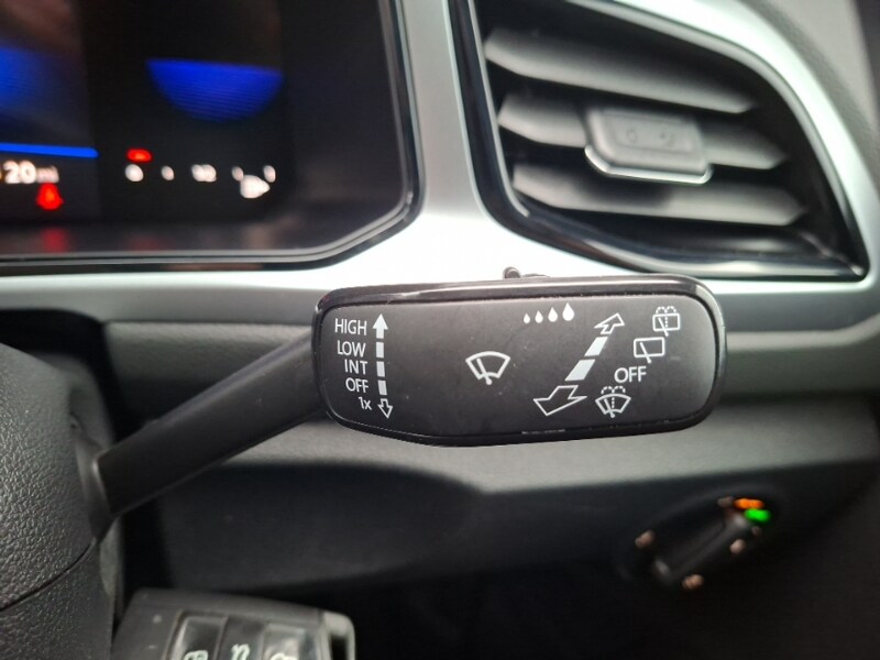 Used Volkswagen T-Roc 2022 for sale - 77761090: Photo 19