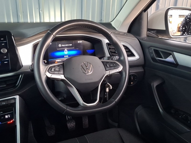 Used Volkswagen T-Roc 2022 for sale - 77761090: Photo 7