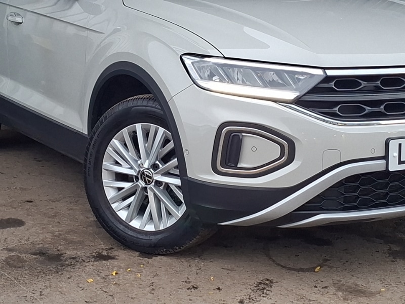 Used Volkswagen T-Roc 2022 for sale - 77761090: Photo 9