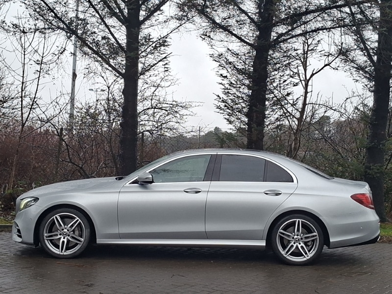 Used Mercedes-Benz E Class 2017 for sale - 77847330: Photo 4