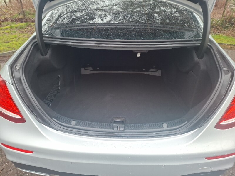 Used Mercedes-Benz E Class 2017 for sale - 77847330: Photo 8