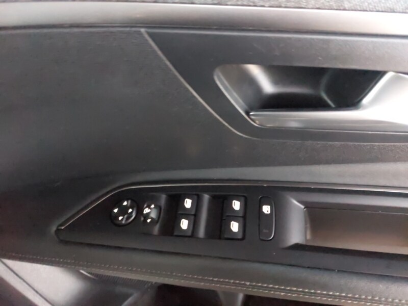 Used Peugeot 3008 2020 for sale - 76556091: Photo 11