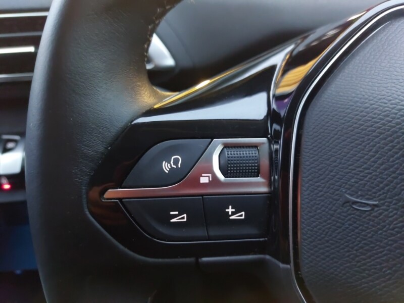 Used Peugeot 3008 2020 for sale - 76556091: Photo 18