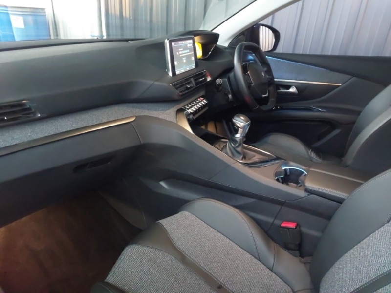 Used Peugeot 3008 2020 for sale - 76556091: Photo 5