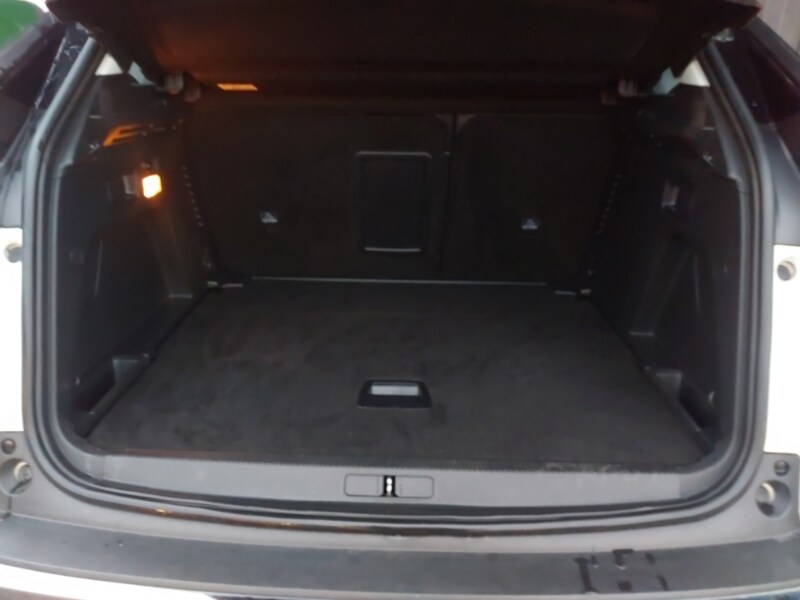 Used Peugeot 3008 2020 for sale - 76556091: Photo 8