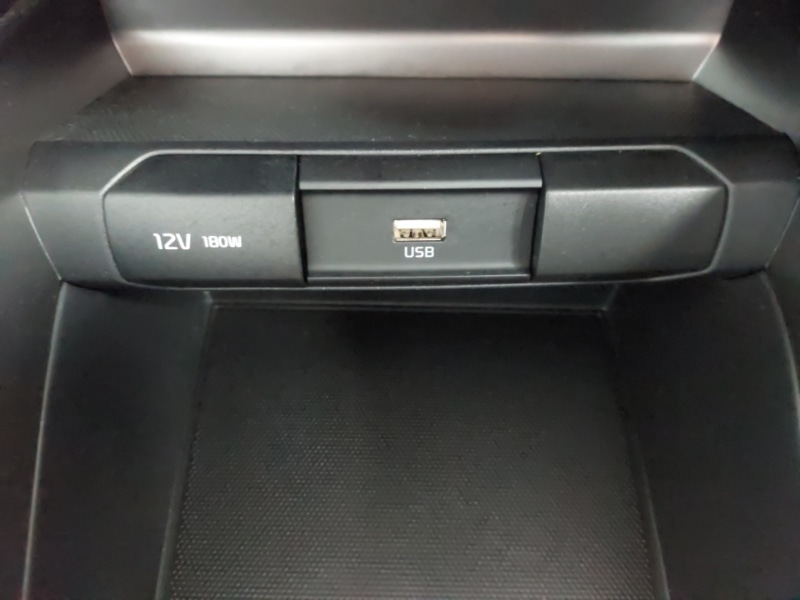 Used Kia Stonic 2023 for sale - 76475479: Photo 13