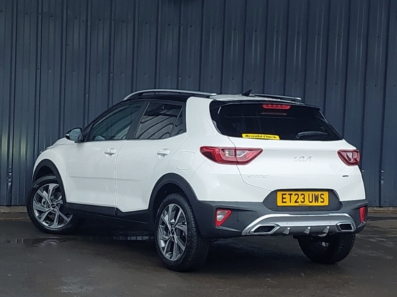 Used Kia Stonic 2023 for sale - 76475479: Photo 3