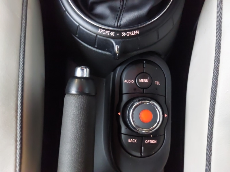 Used MINI Convertible 2016 for sale - 76619248: Photo 16