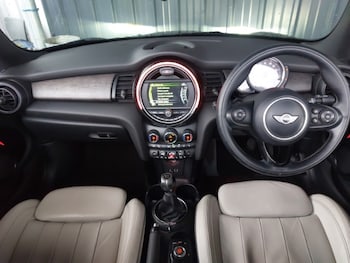 Used MINI Convertible 2016 for sale - 76619248: Photo